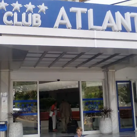 In First Line Costa Adeje Se/146 Апартаменты *
